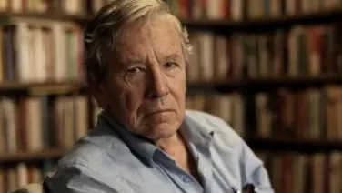 Amos Oz